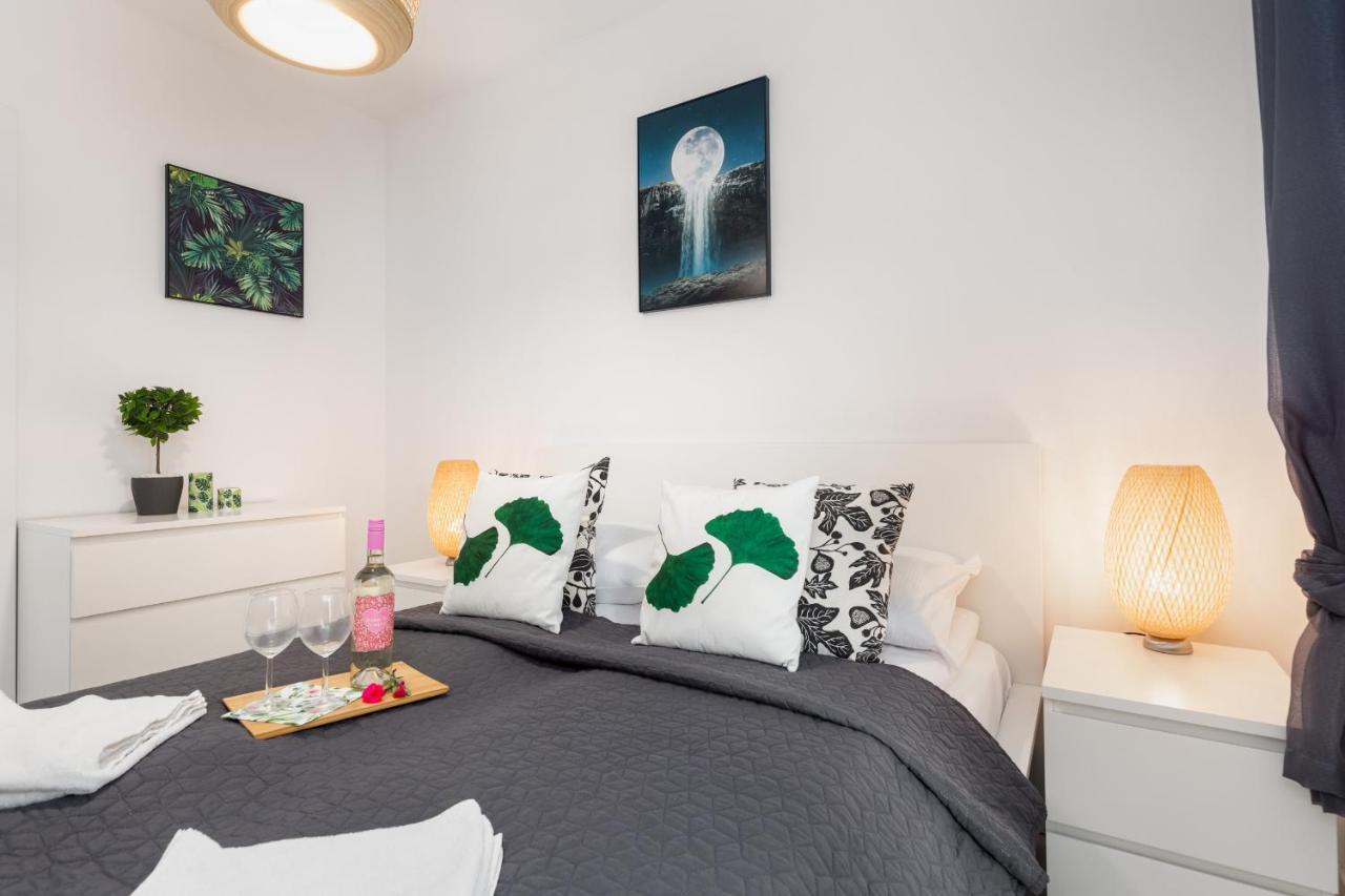 Kapitański Mostek By Renters