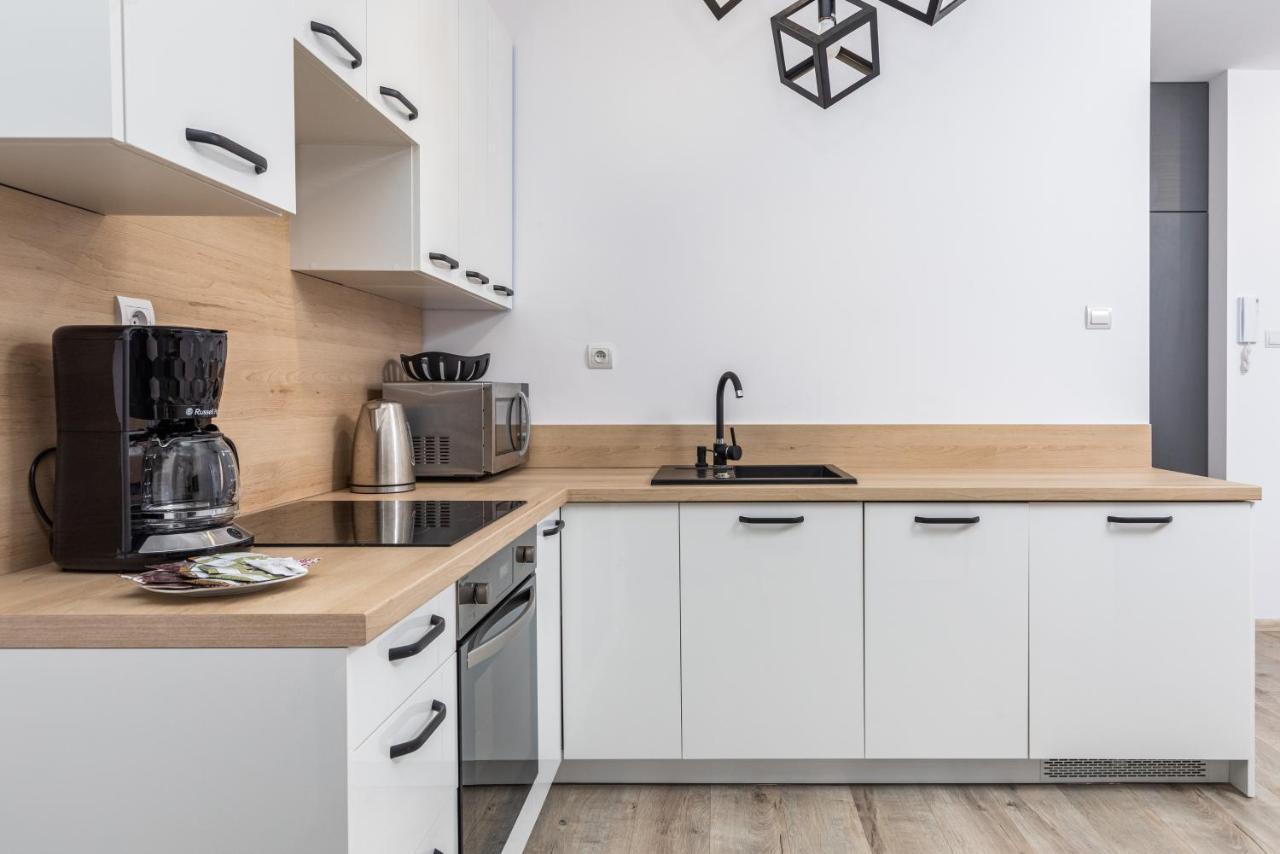 Kapitanski Mostek By Renters Kolobrzeg