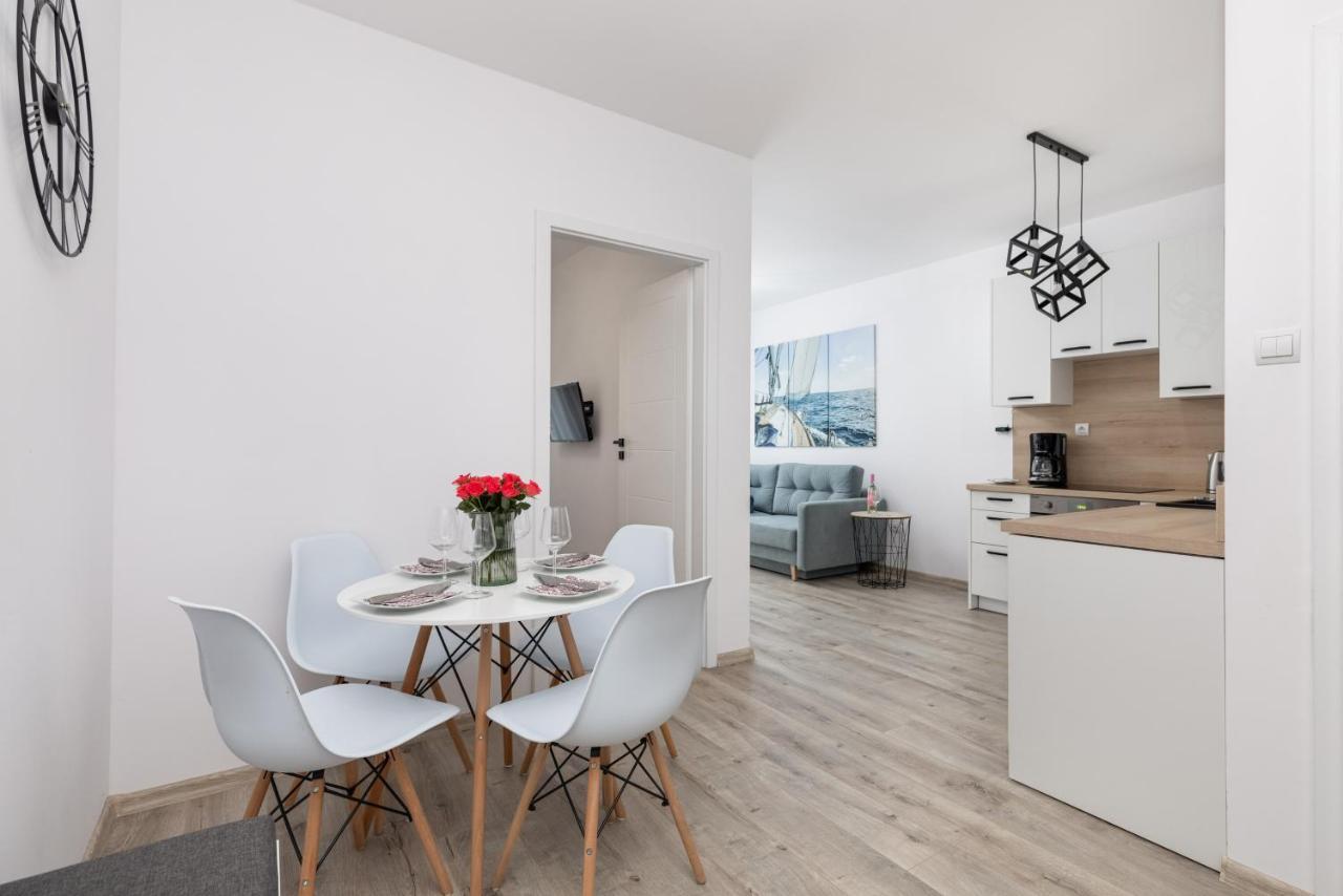 Apartament Kapitański Mostek By Renters *